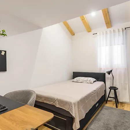 With Wifi - 22442 Appartement